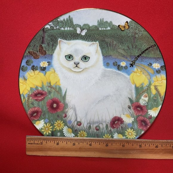 House of Global Art Lily English Countryside Cat Decorative Plate Series 1983 - Picture 8 of 10